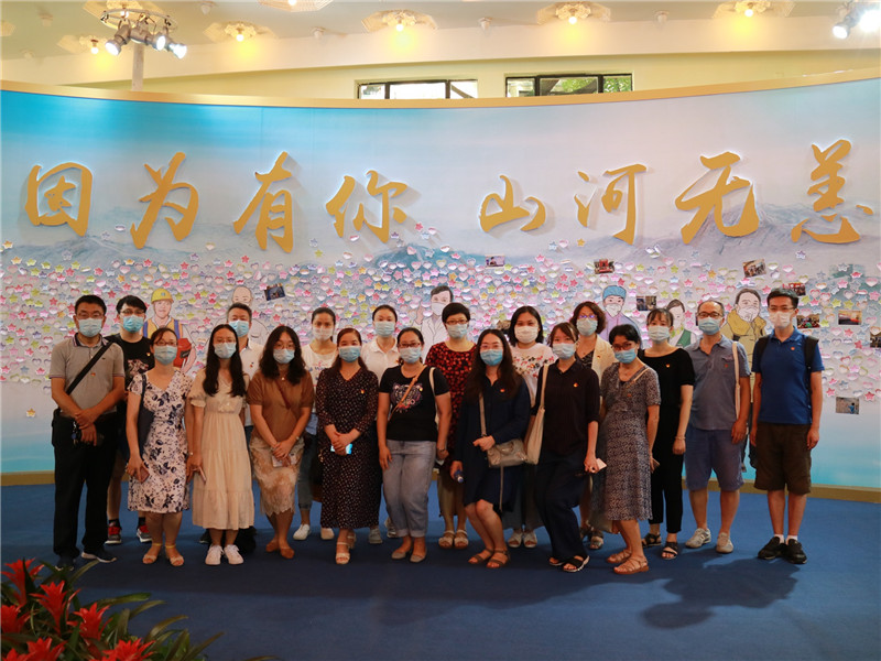放最后.JPG