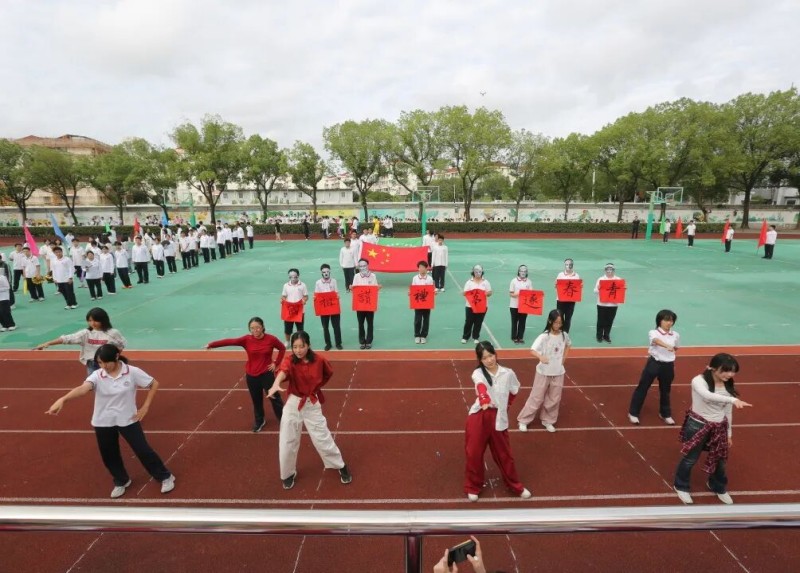 图片 8.jpg 图片 8.jpg