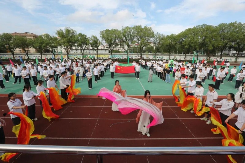 图片 16.jpg 图片 16.jpg